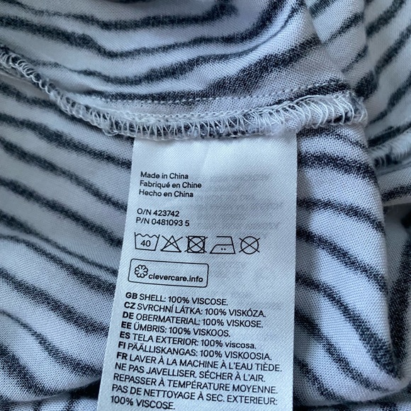 H&M DIVIDED Black White Striped Strapless Short Romper Jumpsuit Women Size 6 - Picture 7 of 9